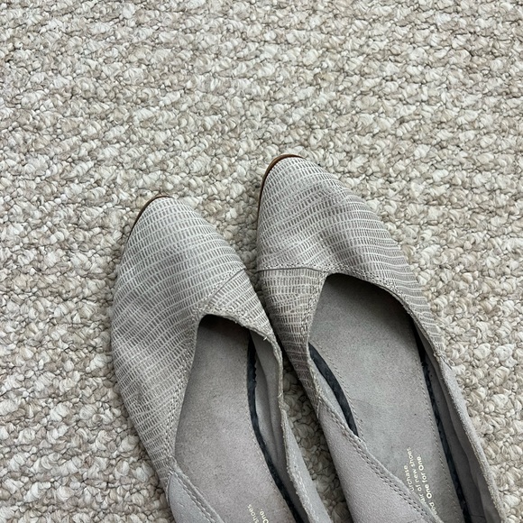 TOMS Womens Size 9W Jutti Ballerina Gray Shoes Flat Pointed Toe Slip-On - Picture 8 of 9